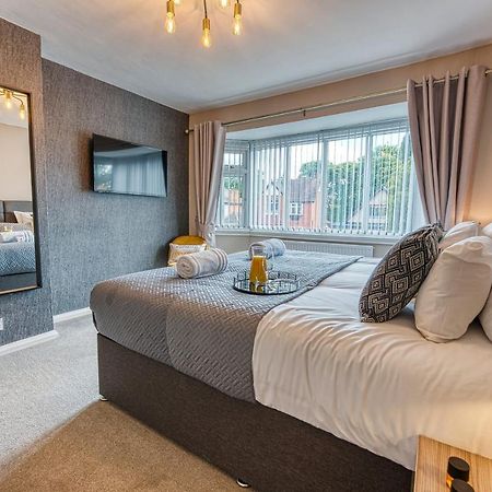 Elegant 5 Bed House - Sleeps 9, Central Solihull, Nec, Jlr, Hs2, Resorts World, Airport Business And Leisure Stays, Dış mekan fotoğraf