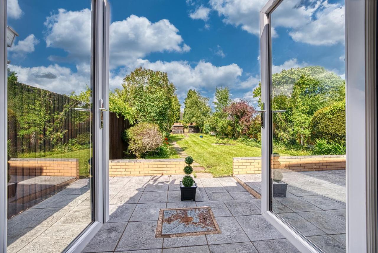 Elegant 5 Bed House - Sleeps 9, Central Solihull, Nec, Jlr, Hs2, Resorts World, Airport Business And Leisure Stays, Dış mekan fotoğraf