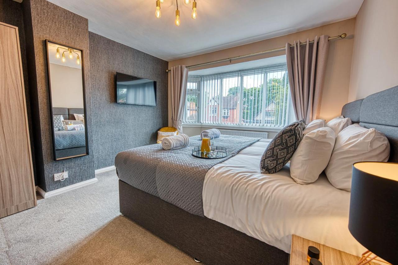 Elegant 5 Bed House - Sleeps 9, Central Solihull, Nec, Jlr, Hs2, Resorts World, Airport Business And Leisure Stays, Dış mekan fotoğraf